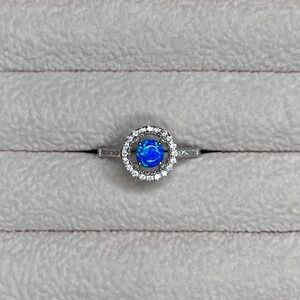 R025 | Blue Opal Halo Ring